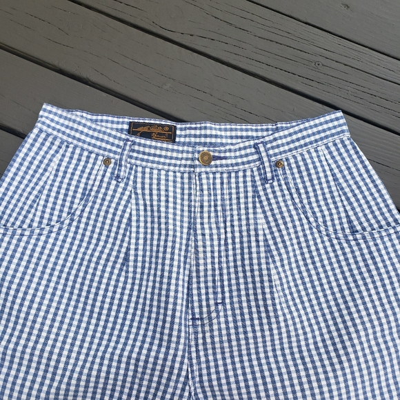 Vintage Eddie Bauer high waist walking shorts - Picture 6 of 6